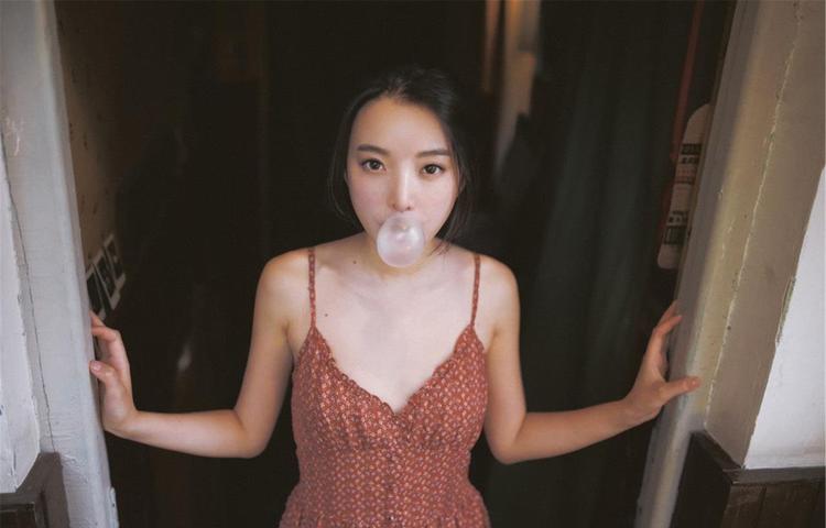 嗟好痛原声在广告中的应用